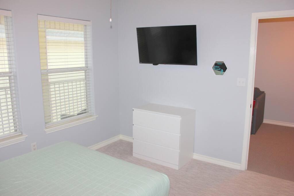 Spacious Home, Short Walk To Beach, Heated Pool! Corpus Christi Eksteriør billede