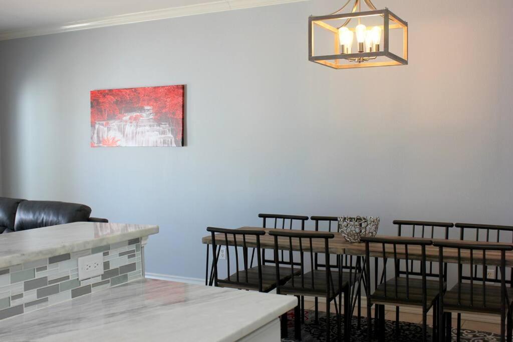 Spacious Home, Short Walk To Beach, Heated Pool! Corpus Christi Eksteriør billede