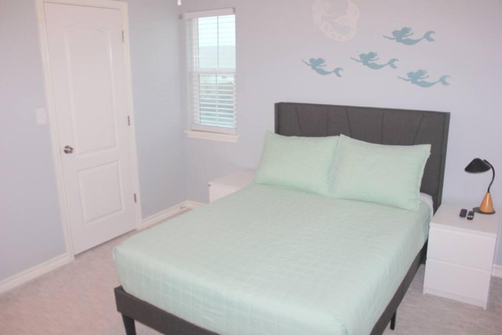 Spacious Home, Short Walk To Beach, Heated Pool! Corpus Christi Eksteriør billede