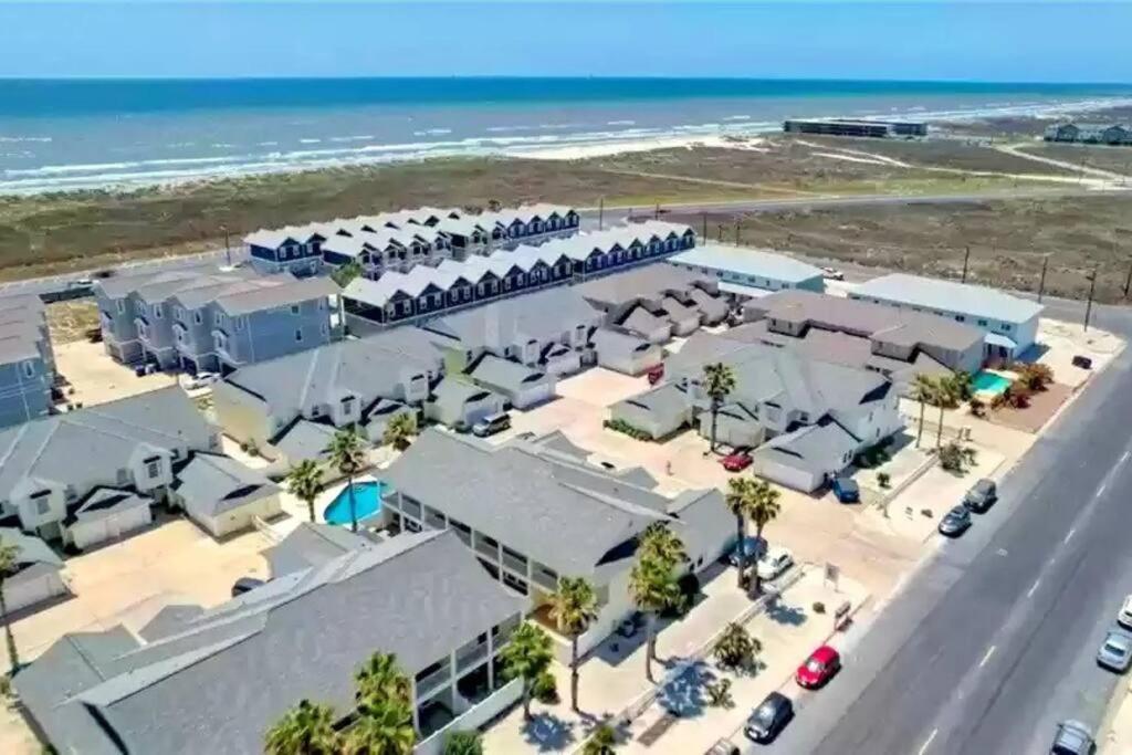 Spacious Home, Short Walk To Beach, Heated Pool! Corpus Christi Eksteriør billede